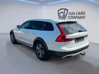Gebraucht Volvo V90 CC Pro 235 PS (172 kW) 2019 Weiß Kombi