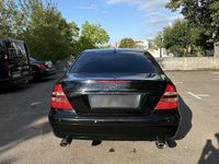Gebraucht Mercedes E240 177 PS (130 kW) 2003 Schwarz Limousine