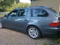 Gebraucht BMW 525 177 PS (130 kW) 2004 Grau Kombi