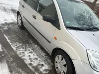 Second-hand Ford Focus 69 CP (50 kW) 2005 Argintiu Hatchback