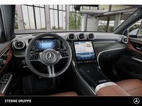 Gebraucht Mercedes GLC220 197 PS (144 kW) 2025 Unilack polarweiß Coupé