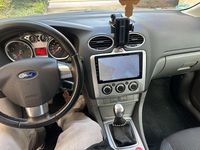Używany Ford Focus 116 KM (85 kW) 2009 Czarny Kombi