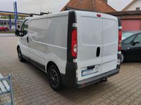 Gebraucht Opel Vivaro 90 PS (66 kW) 2014 Weiß Van / Kleinbus