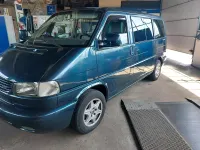 Gebraucht VW Multivan 102 PS (75 kW) 2001 Grün Van / Kleinbus