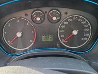 Gebraucht Ford Focus 2005 Silber Limousine