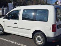 Second-hand VW Caddy 75 CP (55 kW) 2018 Alb Monovolum