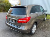 Gebraucht Mercedes B180 122 PS (89 kW) 2012 Grau Van / Kleinbus
