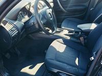 Gebraucht BMW 116 122 PS (89 kW) 2007 Schwarz Kleinwagen