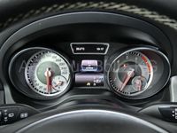 Gebraucht Mercedes GLA180 Urban 122 PS (89 kW) 2016 Grau SUV