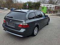 Gebraucht BMW 520 163 PS (119 kW) 2006 Grau Kombi