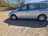 Gebraucht Kia Carnival EX 185 PS (136 kW) 2007 Silber Van / Kleinbus