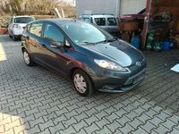 Gebraucht Ford Fiesta Ambiente 60 PS (44 kW) 2009 Grau Kleinwagen