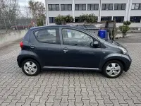 Second-hand Toyota Aygo 68 CP (50 kW) 2007 Gri Hatchback