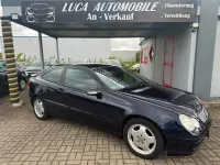 Gebraucht Mercedes C180 143 PS (105 kW) 2002 Blau Coupé