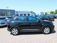 Gebraucht Opel Grandland X 131 PS (96 kW) 2022 Schwarz SUV
