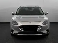 Używany Ford Focus Titanium 120 KM (88 kW) 2021 Srebrny Sedan/Limuzyna