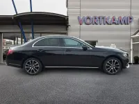 Gebraucht Mercedes E220 Avantgarde 194 PS (142 kW) 2018 Obsidianschwarz (metallic) Limousine