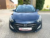 Gebraucht Hyundai i30 Style 110 PS (80 kW) 2016 Stargazing blue / mic Kombi