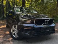Gebraucht Volvo XC40 Momentum 190 PS (139 kW) 2019 Schwarz SUV