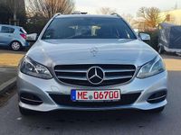 Gebraucht Mercedes E220 170 PS (125 kW) 2013 Iridiumsilber  metalliclack Kombi