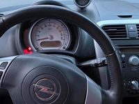 Gebraucht Opel Agila 86 PS (63 kW) 2010 Rot Kleinwagen