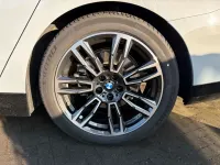Gebraucht BMW 520 Performance 208 PS (152 kW) 2025 Grau Kombi