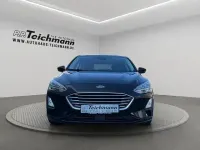 Używany Ford Focus Cool & Connect 125 KM (91 kW) 2018 Czarny Sedan/Limuzyna