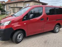 Gebraucht Nissan NV200 105 PS (77 kW) 2010 Rot Van / Kleinbus