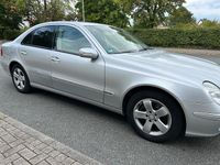 Second-hand Mercedes E270 170 CP (125 kW) 2003 Berlinǎ