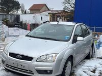 Gebraucht Ford Focus 109 PS (80 kW) 2007 Silber Limousine