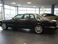 Gebraucht Jaguar XJ8 284 PS (208 kW) 1997 Violett Limousine