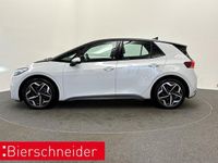 Gebraucht VW ID.3 Pro Performance 150 kW (204 PS) 2023 Weiss Kleinwagen