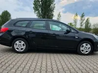 Gebraucht Opel Astra 140 PS (102 kW) 2013 Schwarz Kombi