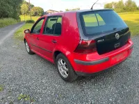 Gebraucht VW Golf IV 75 PS (55 kW) 2002 Rot Kleinwagen