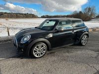 Usado Mini Cooper Seven 136 CV (100 kW) 2017 Negro Utilitario