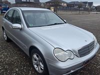 Gebraucht Mercedes C180 129 PS (94 kW) 2000 Silber Limousine