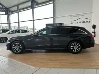 Gebraucht Mercedes E220 Avantgarde 197 PS (144 kW) 2025 Lack graphitgrau Kombi