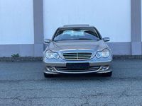 Gebraucht Mercedes C220 150 PS (110 kW) 2005 Silber Limousine