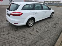 Gebraucht Ford Focus 145 PS (106 kW) 2008 Weiß Kombi