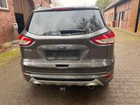 Gebraucht Ford Kuga Individual 180 PS (132 kW) 2016 Grau SUV
