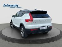 Gebraucht Volvo XC40 Core 169 kW (231 PS) 2023 Crystal white (weiß) SUV