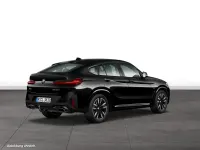 Gebraucht BMW X4 190 PS (139 kW) 2026 Schwarz SUV