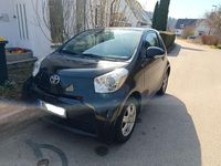 Gebraucht Toyota iQ 68 PS (50 kW) 2009 Schwarz Kleinwagen