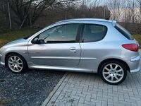 Gebraucht Peugeot 206 109 PS (80 kW) 2002 Silber Kleinwagen