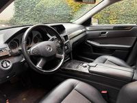 Gebraucht Mercedes E220 170 PS (125 kW) 2011 Schwarz Limousine