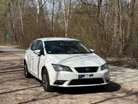 Gebraucht Seat Leon 105 PS (77 kW) 2014 Weiß Limousine