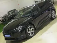 Gebraucht Audi e-tron Ambiente 300 kW (408 PS) 2022 Brillantschwarz SUV