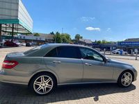 Gebraucht Mercedes E220 170 PS (125 kW) 2010 Grau Limousine