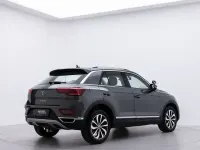 Gebraucht VW T-Roc IQ Drive 150 PS (110 kW) 2023 Grau SUV