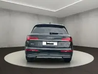 Używany Audi Q5 Ambiente 265 KM (194 kW) 2023 Czarny SUV